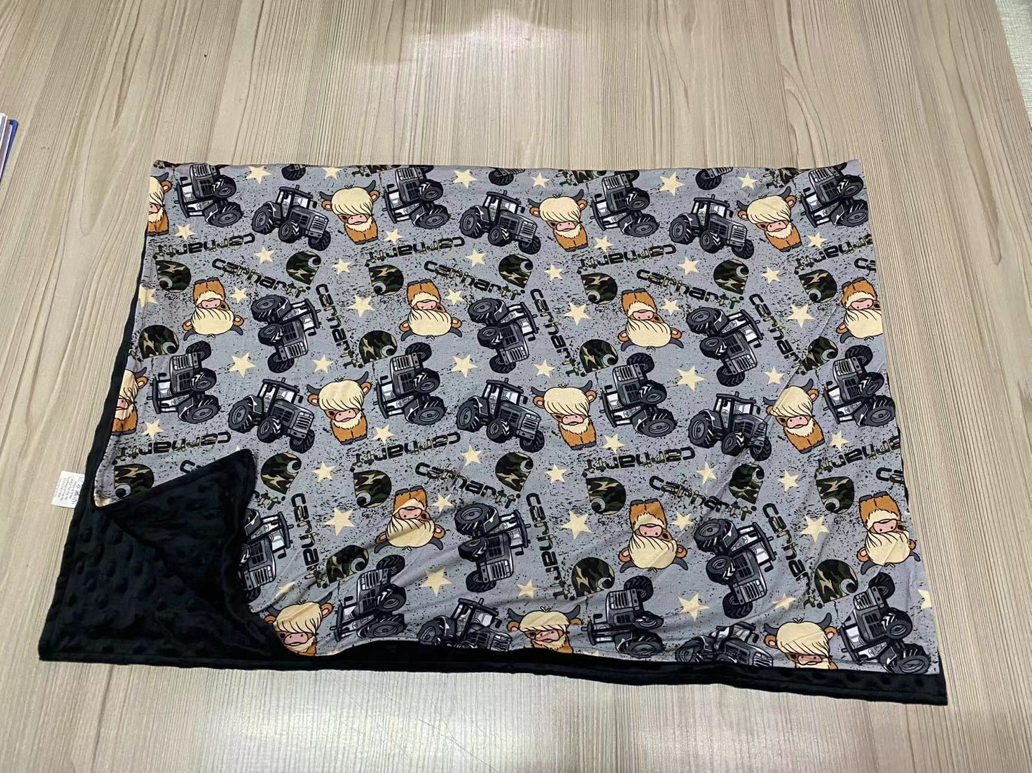 Pasture Friends (gray) 30x40 Bamboo + Minky Blanket RTS