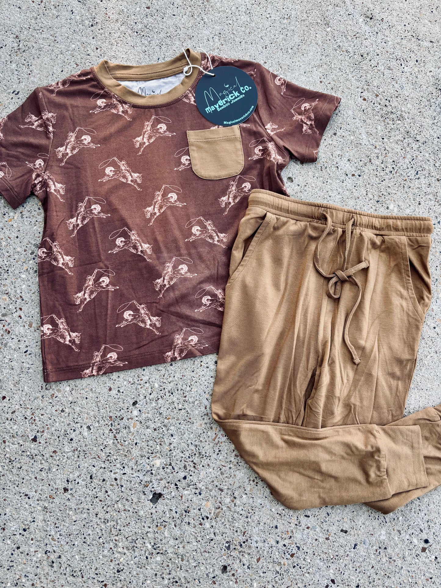 Rodeo pocket tee and joggers Daywear RTS