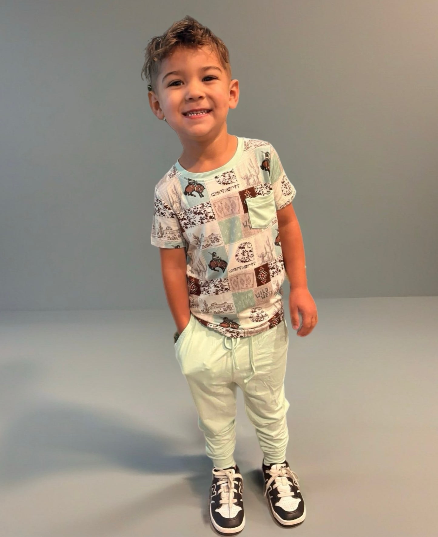 Wild West 2.0 Pocket tee and Joggers set RTS