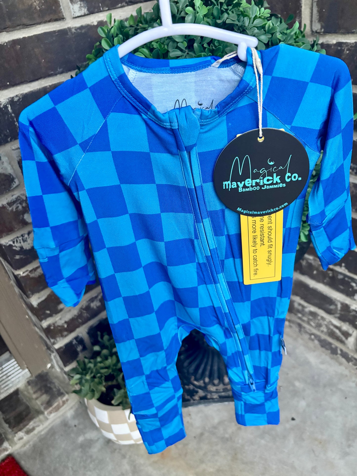 Icey blue checks Zippy RTS