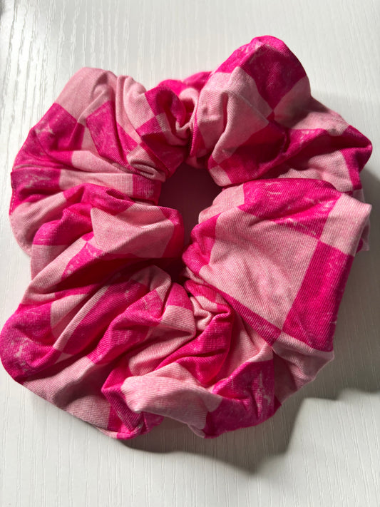 Flamingo checks oversized bamboo scrunchie