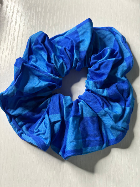 Blue checks oversized bamboo scrunchie