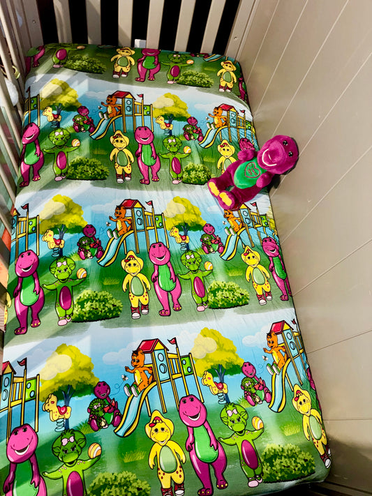 Best Friends standard crib sheet